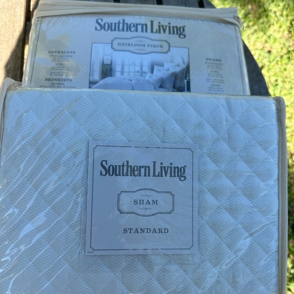 Southern Living brand 2 pieces sham,standard size - Picture 1 of 6